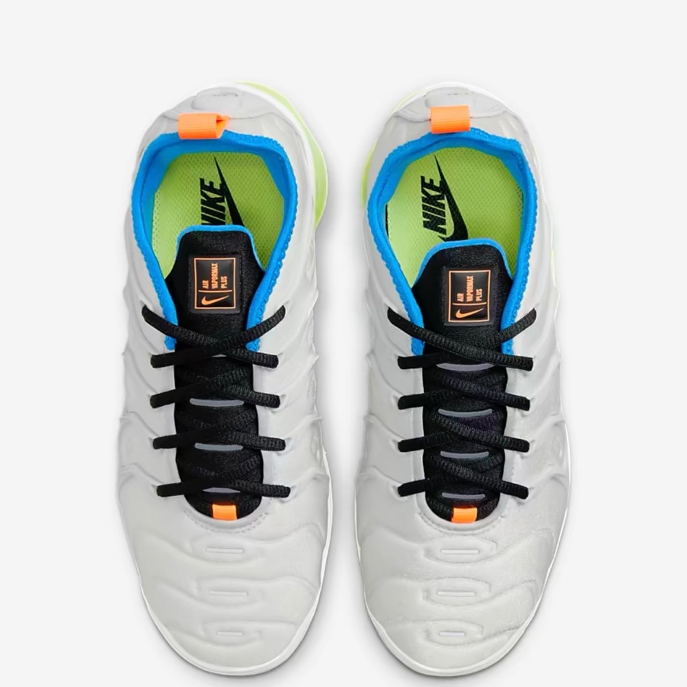 Nike Womens Air VaporMax Plus DQ4695-001 size 8 athletic sports gym running - Picture 4 of 15